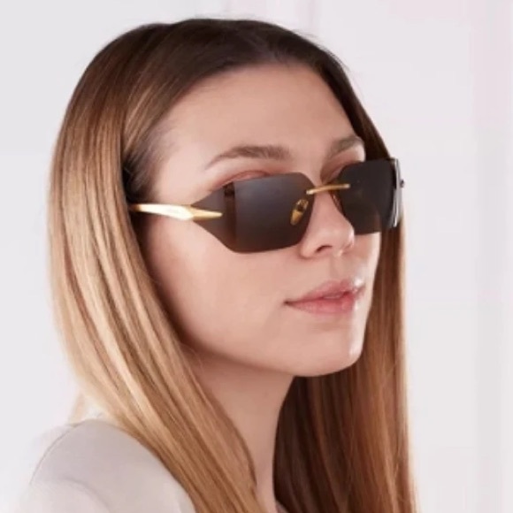 NEW SPR A55 15N01T PRADA SUNGLASSES PRA55S GOLD WOMEN PRADA PR A55S 15N01T - Picture 2 of 5